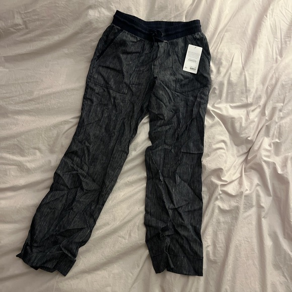 Athleta Cabo linen stripe pants - Picture 4 of 4